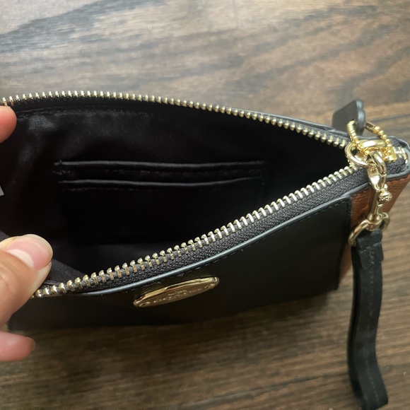 Coach Black/Brown Leather Morgan Wristlet Clutch